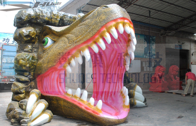 China Mobile 5D cinema with truck , dinosaur&#039;s shape outer cabin factory