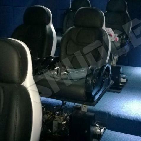 Amazing Experience 7D Interactive Motion Theater For Iron Box With Poster Outdoor Removable In Amusement Places 0
